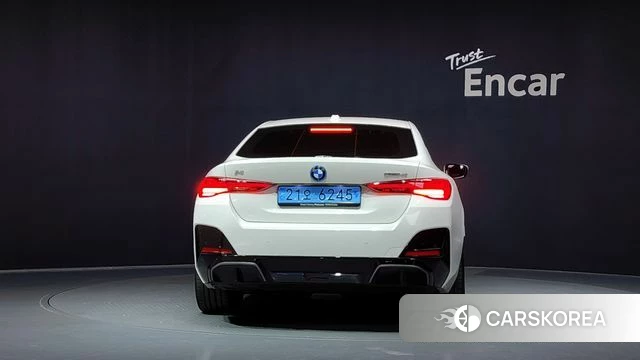 BMW i4 id 4505284 из Кореи 24
