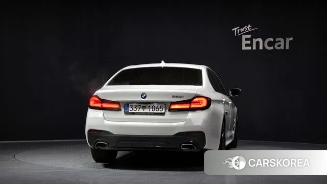 BMW 5 Series (G30) id 3680815 из Кореи 14