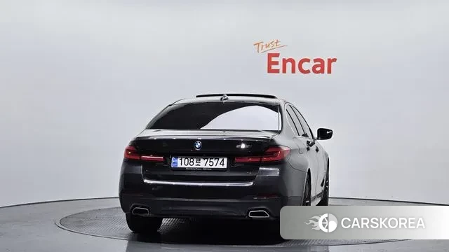 BMW 5 Series (G30) id 3665820 из Кореи 14