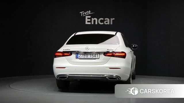 Mercedes-Benz E-Class W213 id 3904287 из Кореи 14