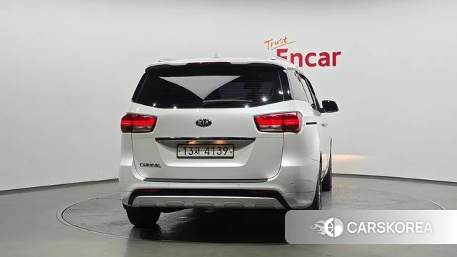 Kia All New Carnival id 4378226 из Кореи 30