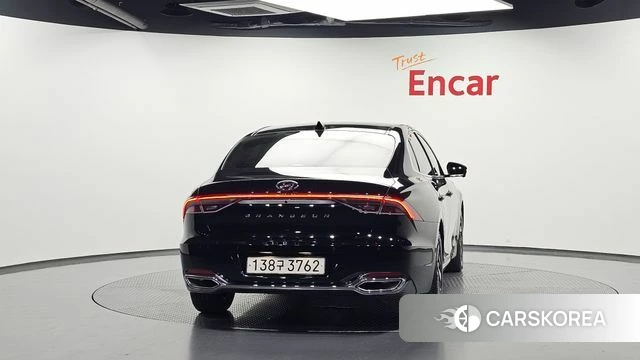 Hyundai The New Grandeur IG Hybrid id 4935920 из Кореи 27