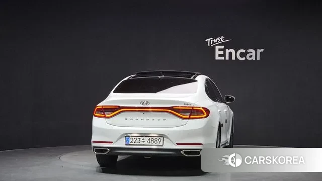 Hyundai Grandeur IG Hybrid id 3562797 из Кореи 14