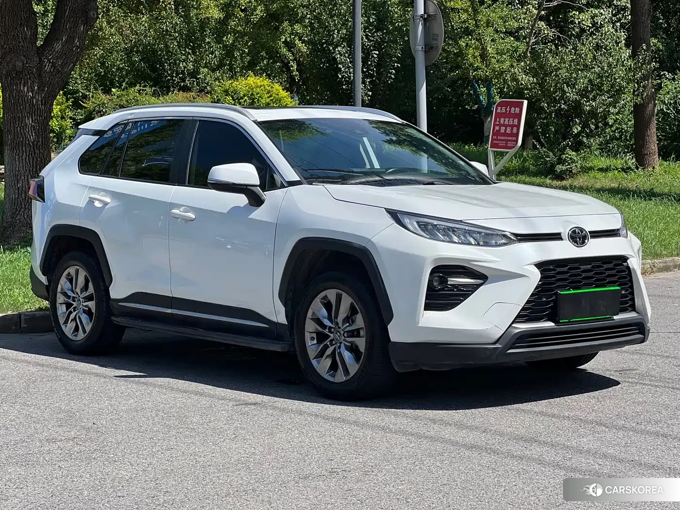 Toyota Wildlander 2022 Белый из Китая, фото 4