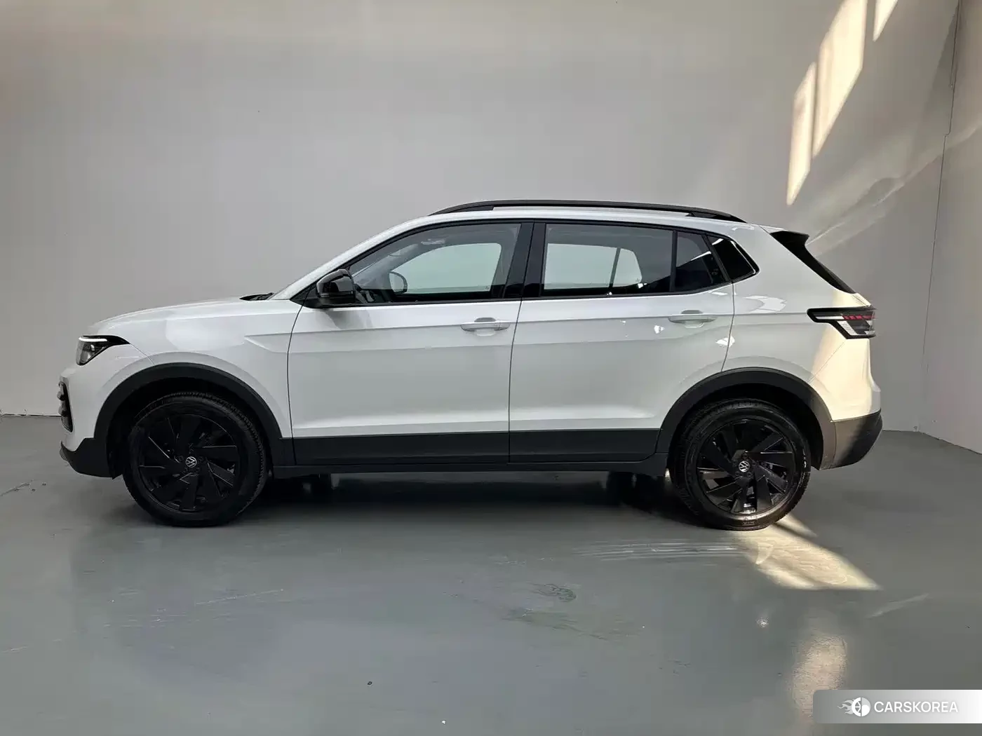 Volkswagen Tharu 2025 Белый из Китая, фото 4