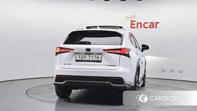 Lexus NX300h id 4285958 из Кореи 14