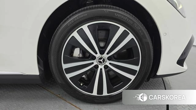 Mercedes-Benz EQE V295 id 4880142 из Кореи 30