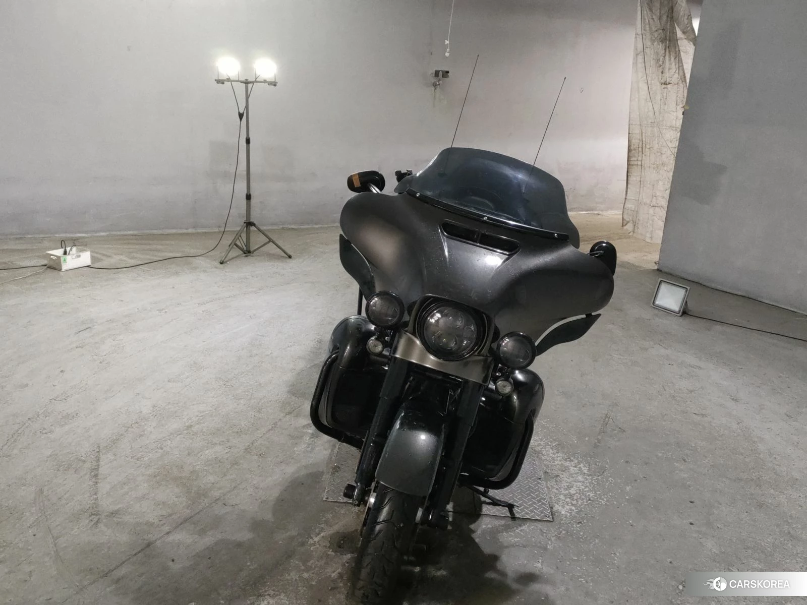 Проданный Harley-Davidson Electra Glide FLHTKSE1920 CVO 2018 из Японии, фото 4