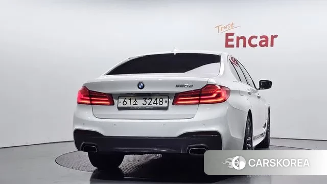 BMW 5 Series (G30) id 3647383 из Кореи 14