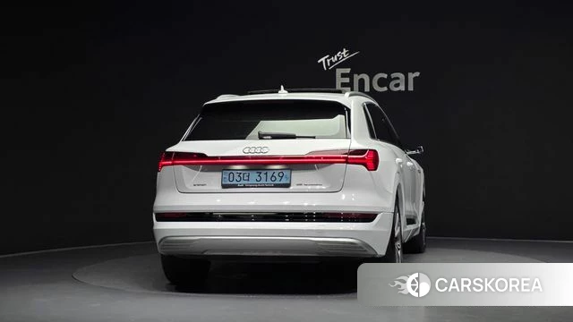 Audi e-Tron id 4758865 из Кореи 29