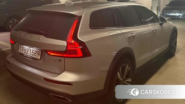 Volvo V60 Cross-Country 2nd Generation id 3965231 из Кореи 9