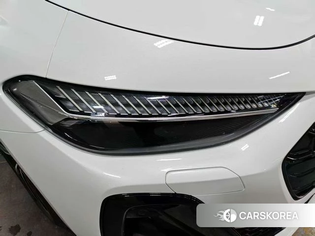 Audi A5L id 4313770 из Китая 11