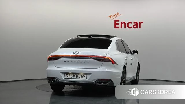 Hyundai The New Grandeur IG Hybrid id 4542688 из Кореи 34