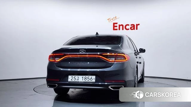 Hyundai Grandeur IG id 3796402 из Кореи 14