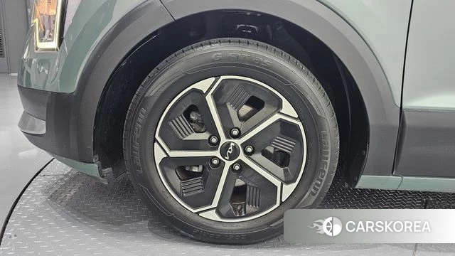 Kia Di Ol Nu Niro id 4433838 из Кореи 25