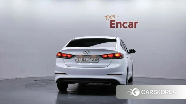 Hyundai Avante AD id 4615402 из Кореи 24