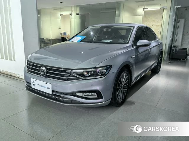 Volkswagen Magotan id 4359579 из Китая 8