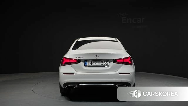 Mercedes-Benz A-Class W177 id 4302800 из Кореи 24