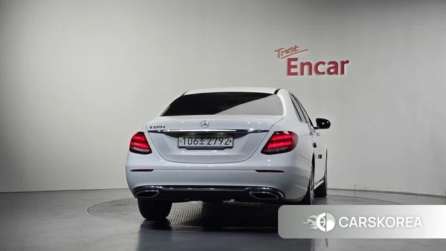 Mercedes-Benz E-Class W213 id 4677151 из Кореи 26