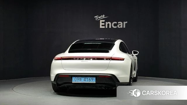 Porsche Taycan id 4715596 из Кореи 14
