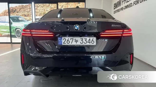 BMW 5 Series (G60) id 3725904 из Кореи 14