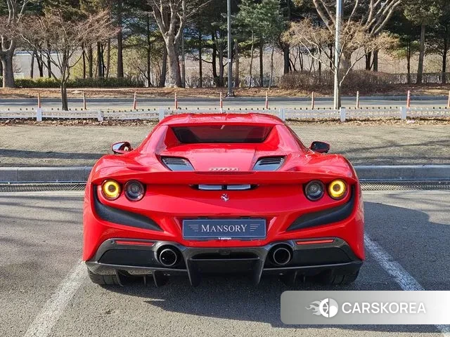 Ferrari F8 Spider id 3697507 из Кореи 14