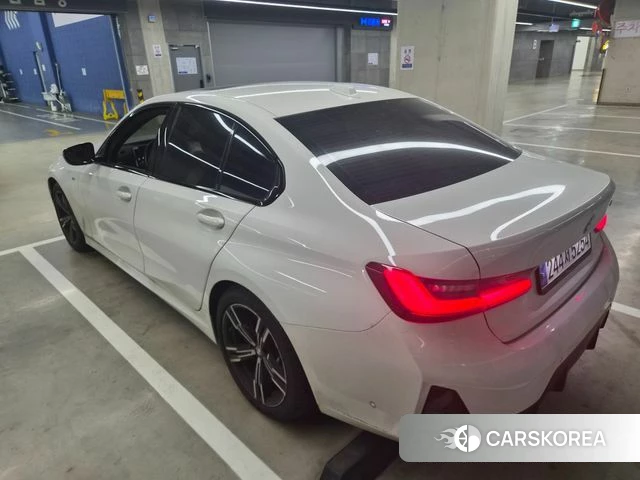 BMW 3 Series (G20) 2023 Белый из Кореи, фото 4