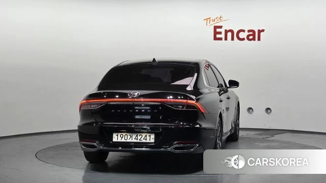 Hyundai The New Grandeur IG Hybrid id 4429800 из Кореи 14