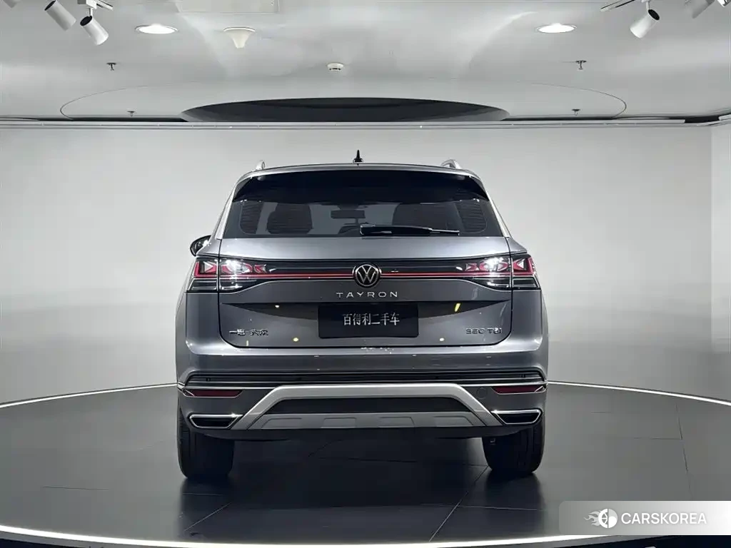 Volkswagen Tanyue 2024 Silver/gray из Китая, фото 4