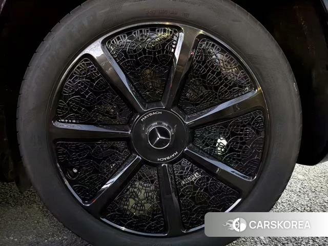 Mercedes-Benz Maybach EQS SUV 2026 Белый из Китая, фото 4