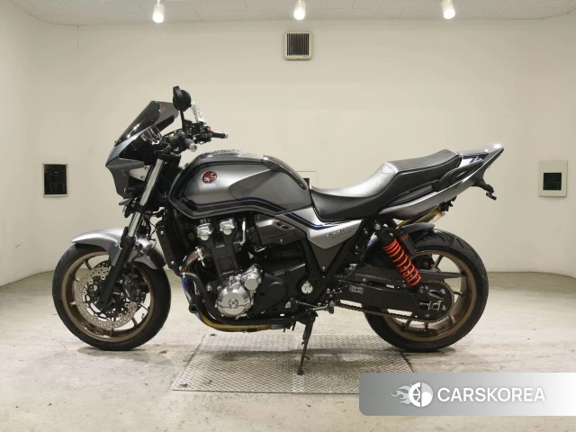 Honda CB1300SF 2018 из Японии, фото 2