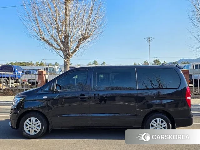 Hyundai The New Grand Starex id 3631438 из Кореи 13