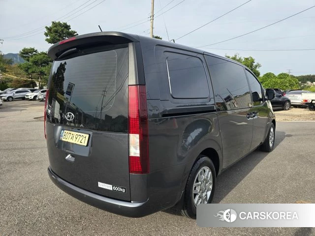 Hyundai Staria id 4947112 из Кореи 14