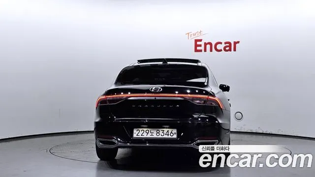 Hyundai The New Grandeur IG Hybrid id 2678202 из Кореи 14