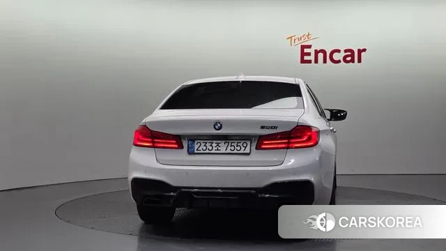 BMW 5 Series (G30) id 3239241 из Кореи 14