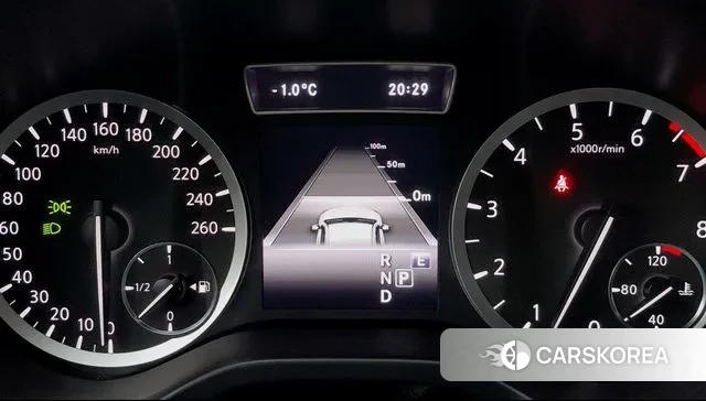 Infiniti Q30 id 3703364 из Кореи 14