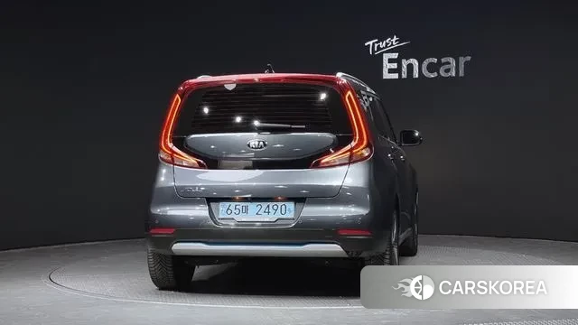 Kia Soul Booster EV id 3385940 из Кореи 14