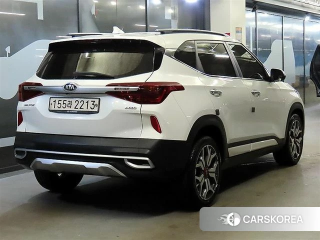 Kia Seltos id 4262782 из Кореи 14