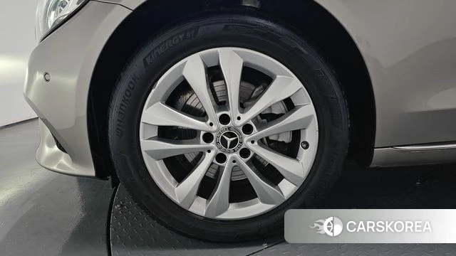 Mercedes-Benz C-Class W205 id 4245405 из Кореи 26