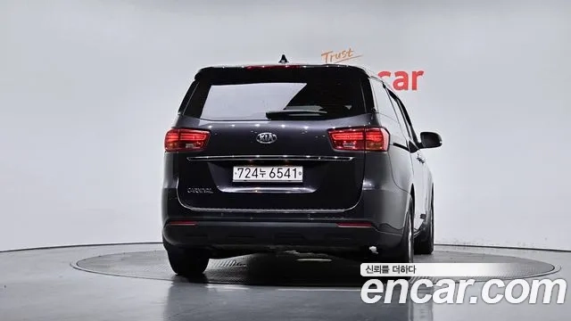 Kia The New Carnival id 2937072 из Кореи 14