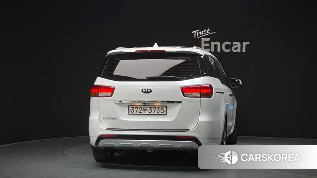 Kia All New Carnival id 4295107 из Кореи 14