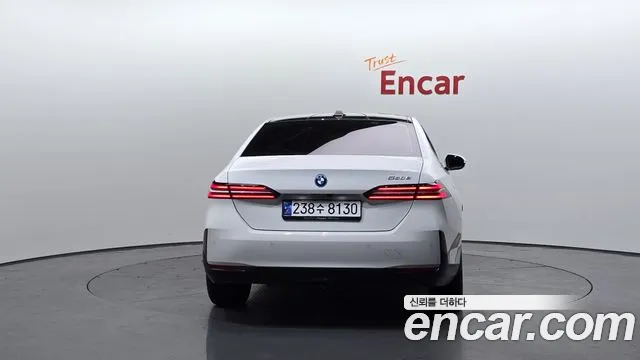 BMW 5 Series (G60) id 2734513 из Кореи 14