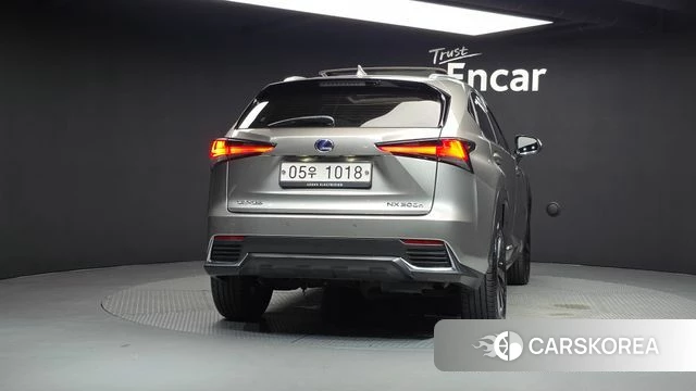 Lexus NX300h id 4732707 из Кореи 14