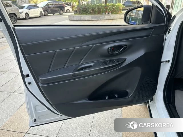 Toyota YARIS L Zhixuan id 4221285 из Китая 20