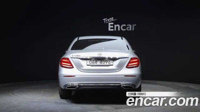 Mercedes-Benz E-Class W213 id 2499345 из Кореи 14