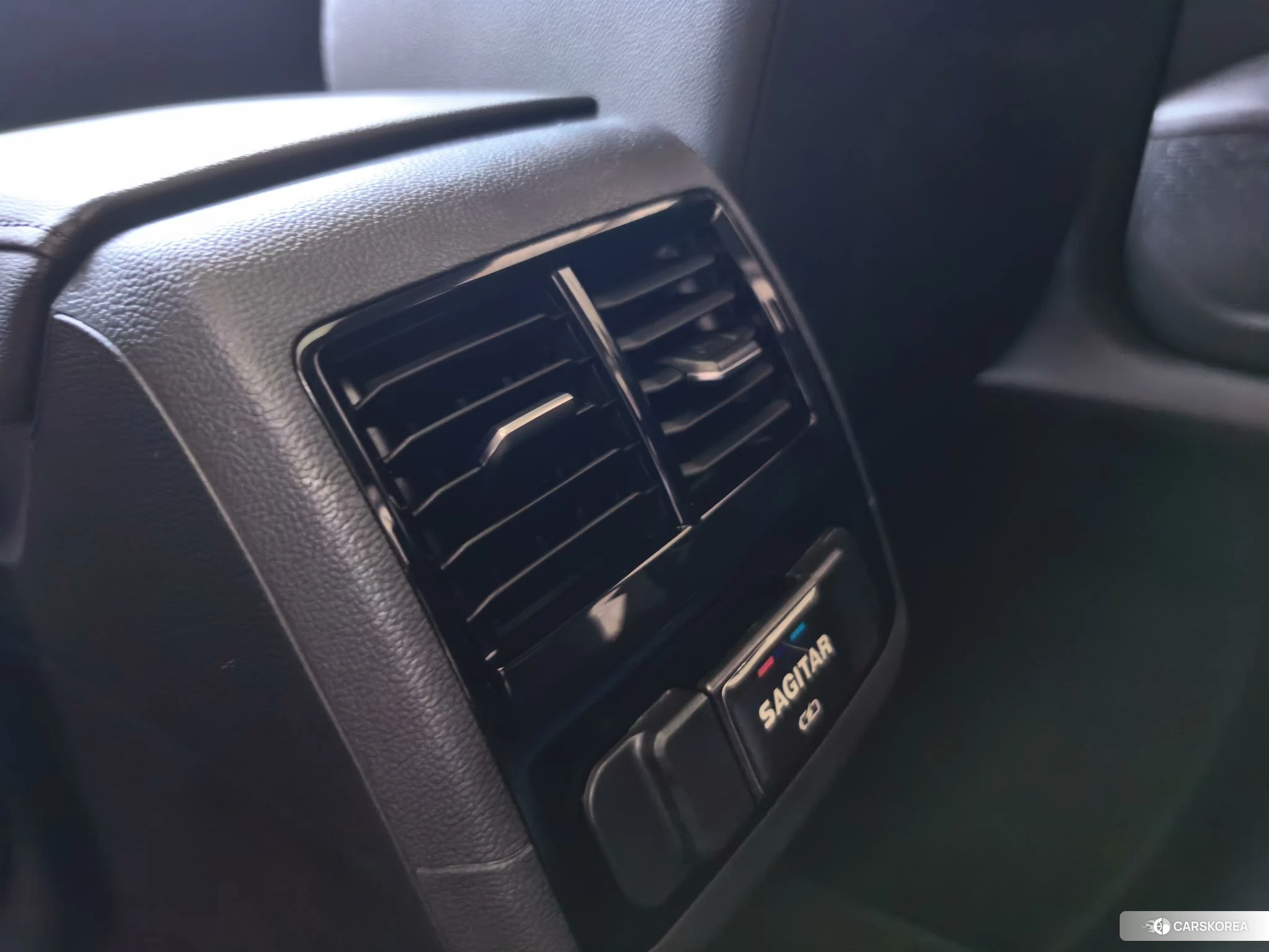 Volkswagen Sagitar id 4461473 из Китая 11