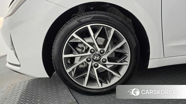 Hyundai The New Avante AD id 4403213 из Кореи 25