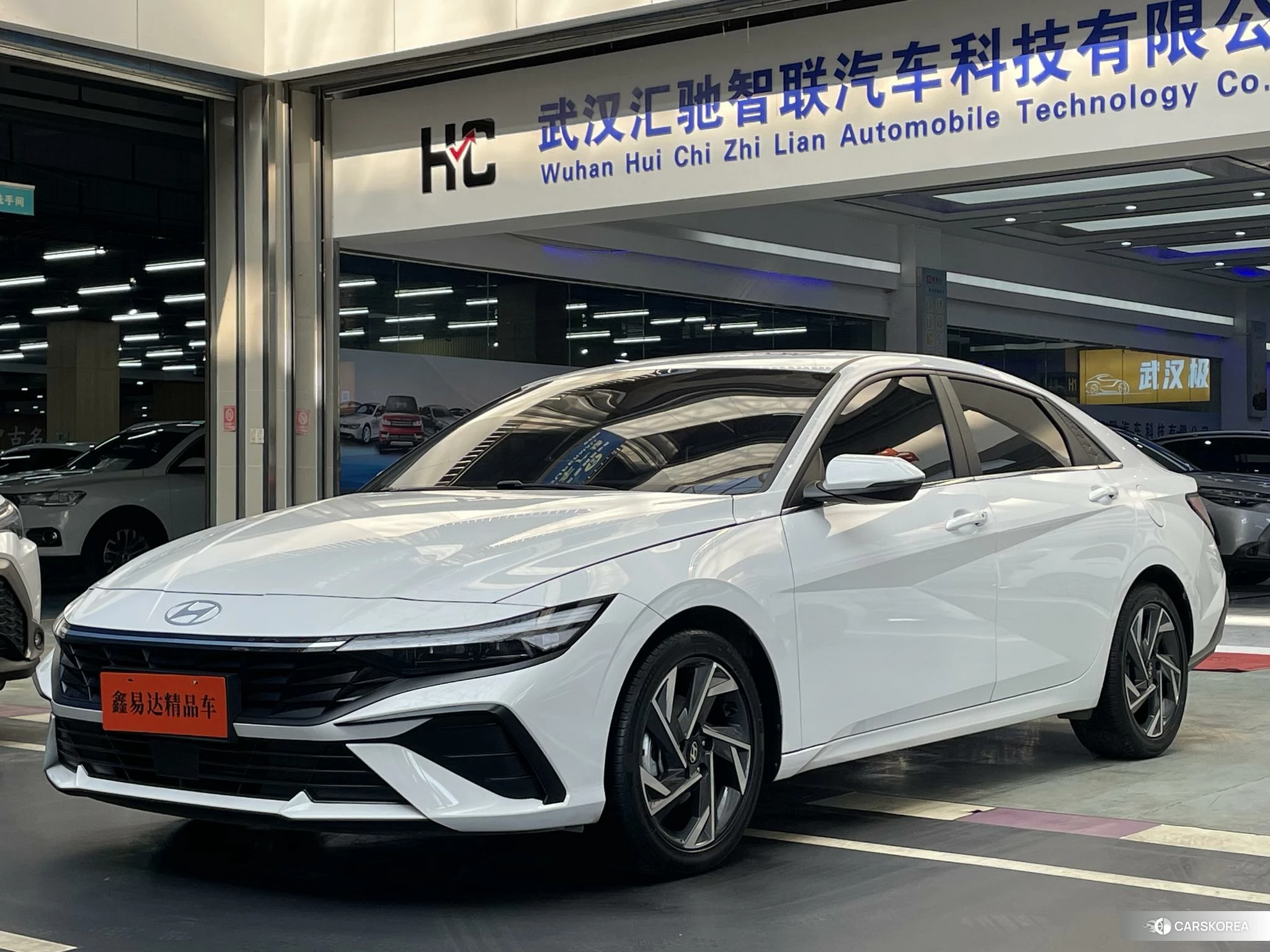 Hyundai Elantra id 4426717 из Китая 12