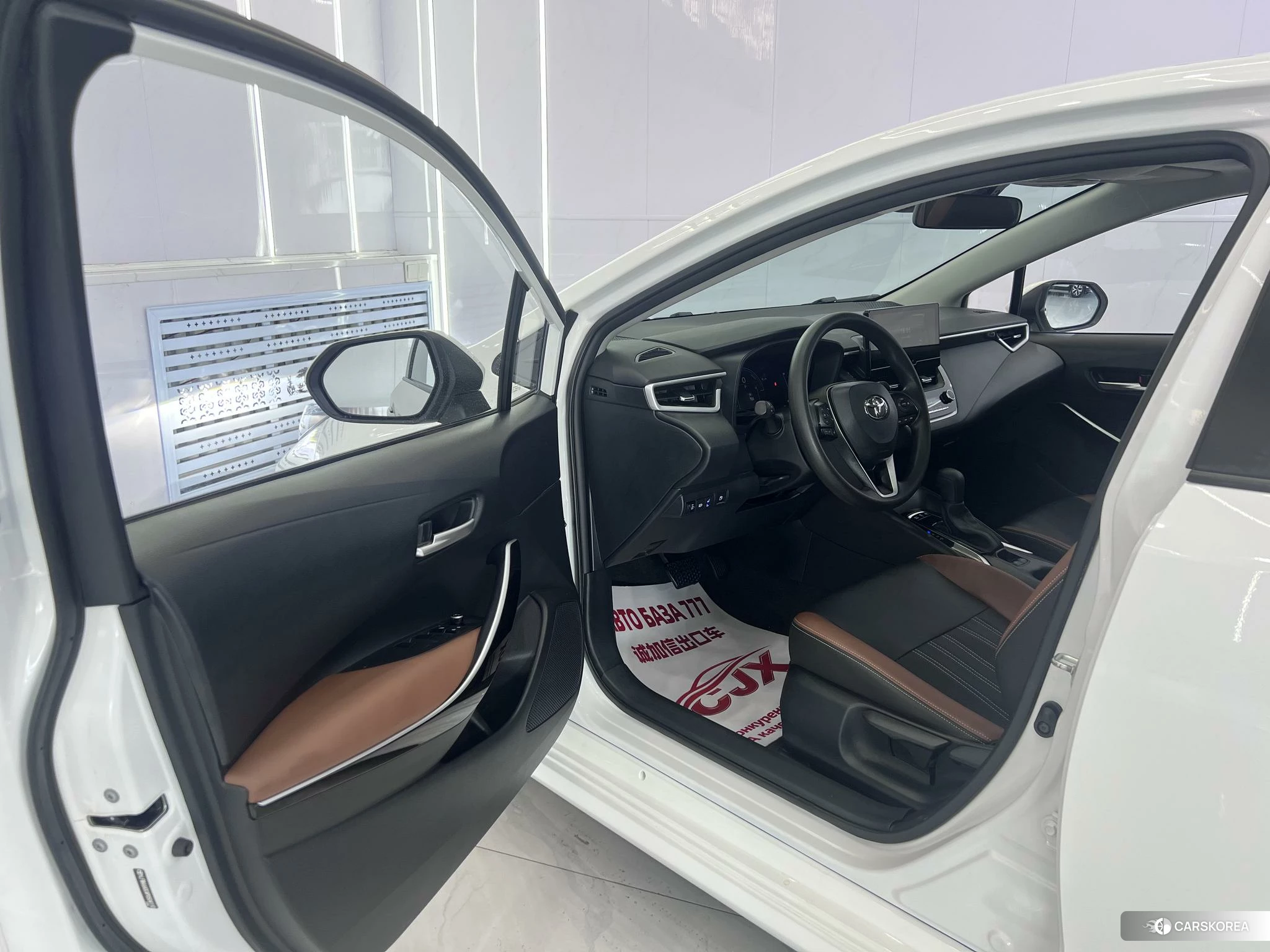 Toyota Corolla id 4504734 из Китая 15