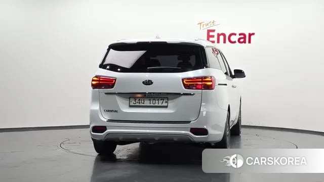 Kia The New Carnival id 3641687 из Кореи 14